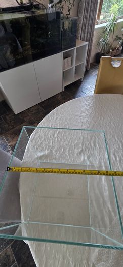 Optiwhite Fish tank