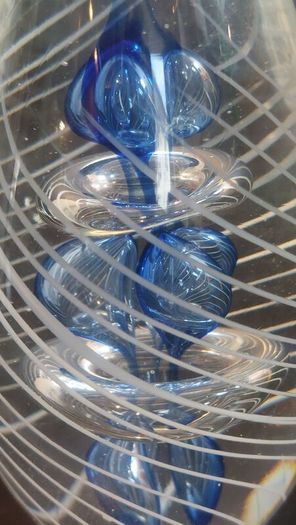 Fabulous Vintage Retro Large Art Glass Hand-Blown Teardrop Ovoid-Shaped  Paperweight with a Stunning Intricate Pattern in Blue, Clear and Opaque White Glass
