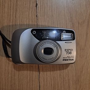 pentax ESPIO 738 Auto focus red eye reduction camera