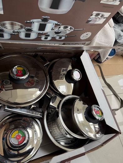 Stainless Steel Pots and Pan