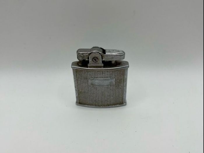 vintage Ronson lighter