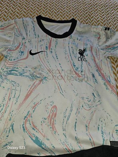 liverpool jersey and adidas top and trousers 11-12 years old