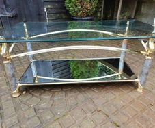 Elegant Swan Detailing Coffee Table