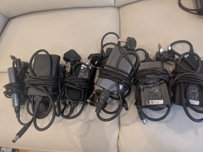 Dell 65W power adapter