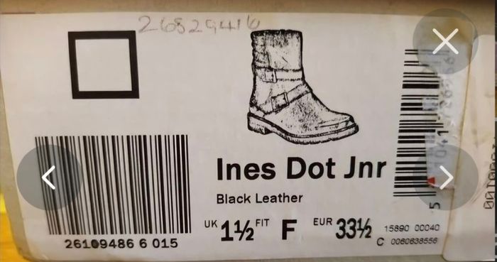 Clarks Ines Dot jnr Black leather Girls boots 33 New with tags