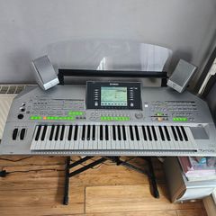 Yamaha Tyros 2