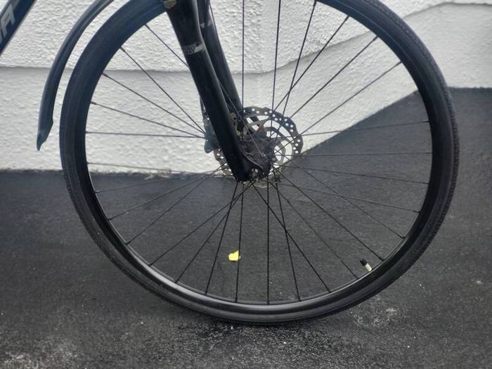 Merida Crossway Hybrid Bike.oil Disc Brakes. No Offers