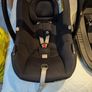 Maxi-Cosi Tinca infant car seat plus isofix base Image 2