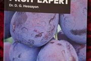The Fruit Expert / Dr. D. G. Hessayon / 2006