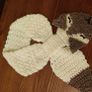 Novelty Cat key- hole Crochet Scarf. Image 3