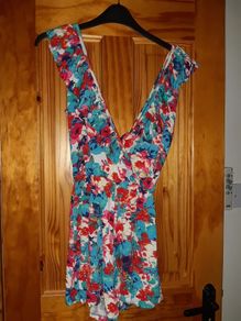 Pretty Playsuit Size 6- 8