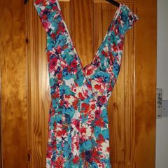 Pretty Playsuit Size 6- 8