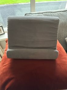 Tablet holder/ pillow stand