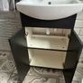 bathroom vanity sink and tap Image 2