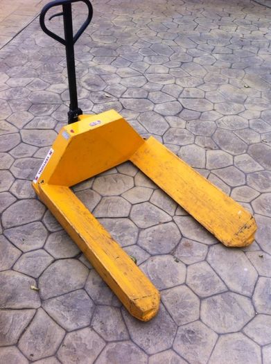 Reel / Drum Pallet Hand Truck