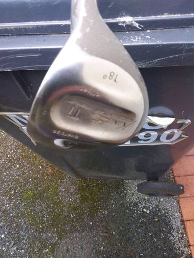 Golf clubs