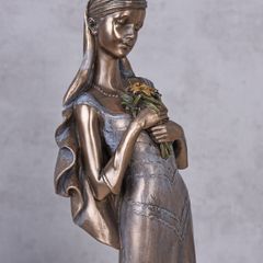 Stunning sculpture bride Magical Original bridal wedding gifts