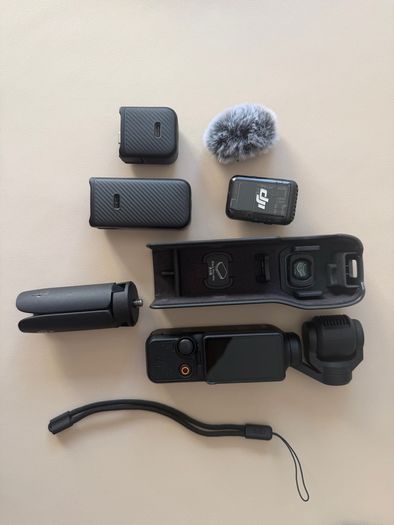 DJI Osmo Pocket 3 Creators Combo