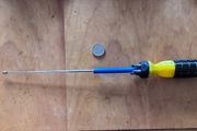 Magnetic extending screwdriver with 4 drill bits