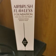 Charlotte Tilbury Airbrush foundation