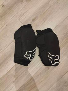 Fox launch pro knee pads