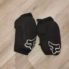 Fox launch pro knee pads