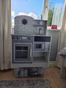 Play Kitchen