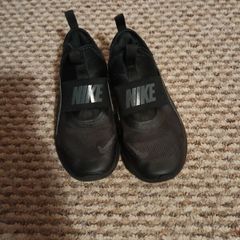 girls trainers