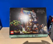 Lego 21325 Medieval Blacksmith - Brand New Sealed
