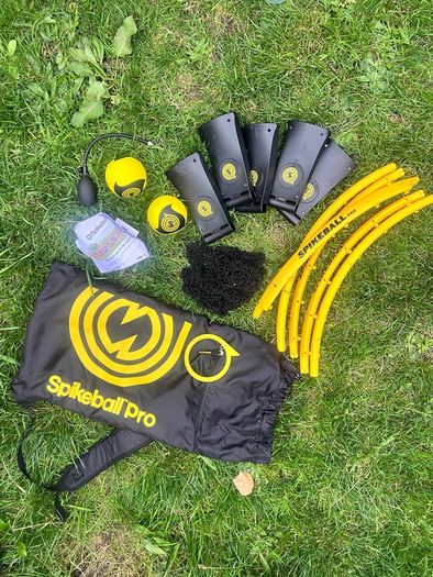 Spikeball Pro set