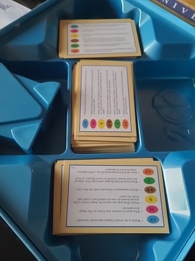 Trivial pursuit 20th anniversary edition