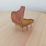 Pygmalion piano powder compact 1950s  made in England Image 2