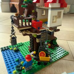 Lego Tree house and Townhouse bundle