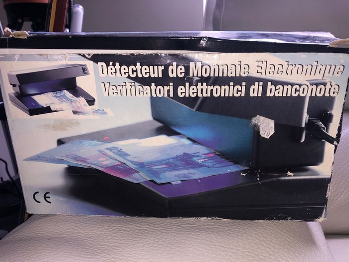 Money Detector