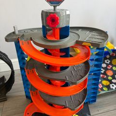 Hot Wheels Tracks Bundle, Multiple Sets, Excellent Condition