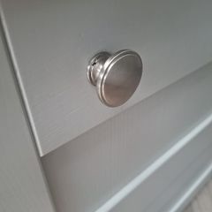 kitchen cabinet chrome knobs
