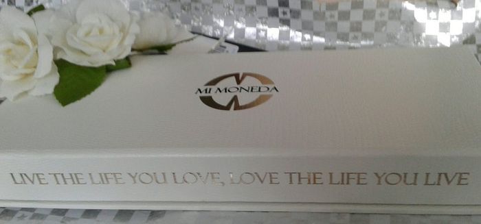 Brand new mi moneda bracelet
