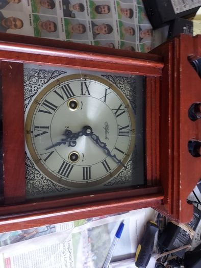Vintage Mantlepiece Clock in very good condition