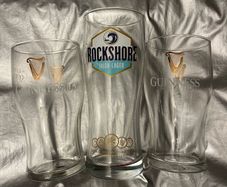 Guinness Rockshore beer half pint glass