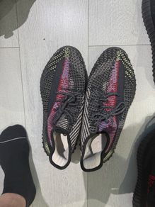 Yeezys Reps