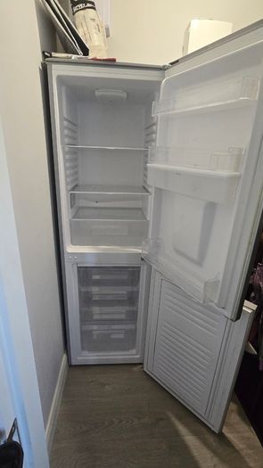 Logik Fridge