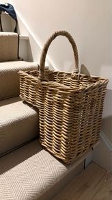 Kubu rattan stair basket