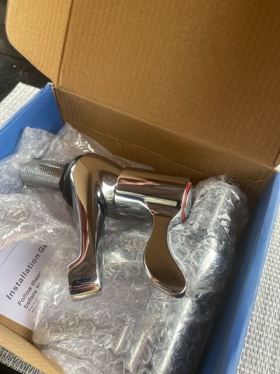 Sonas Basin Taps Hot & cold