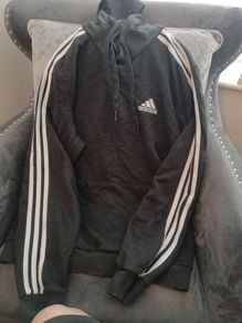 Sweat Shirt