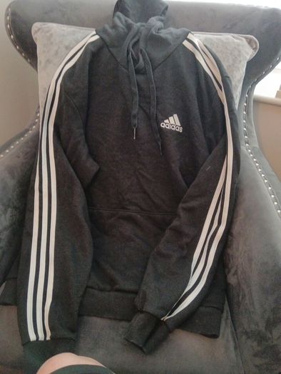 Sweat Shirt