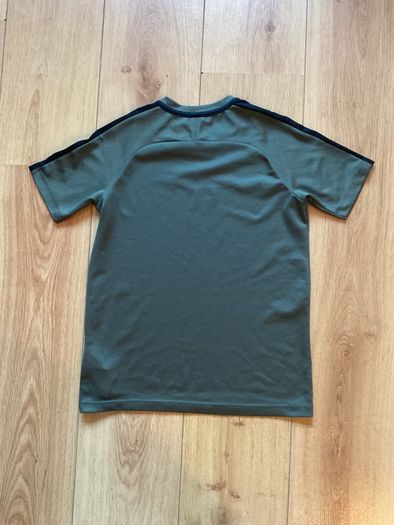 Boys Nike Dry Fit T-shirt 10-12years
