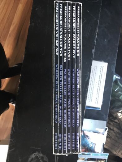 Complete Freakangels vol 1-6