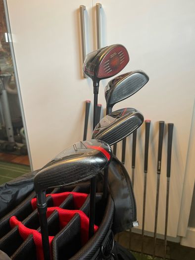 TaylorMade Stealth Golf Set