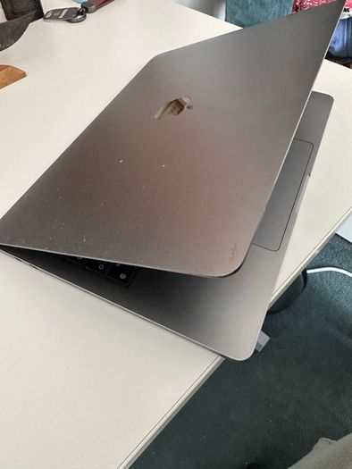 Macbook Pro M1 - broken logic board