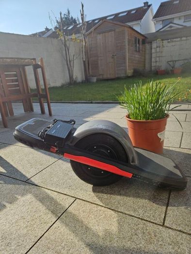 Moby Roll Onewheel - Electric one wheel/skateboard
